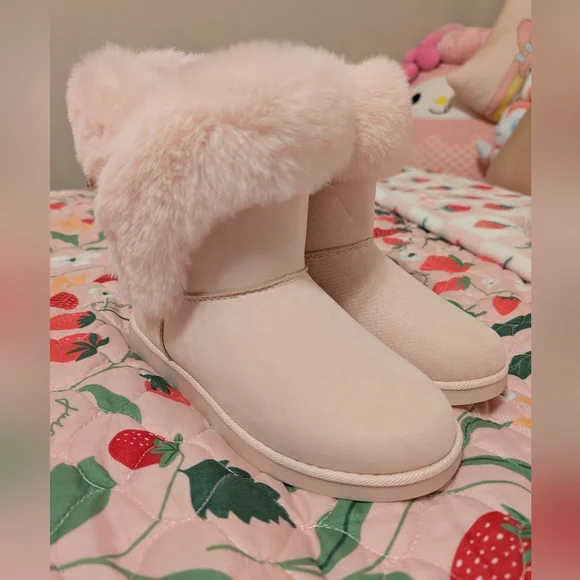 Juicy Couture x Forever 21 Faux Fur Trim Booties - Picture 1 of 6